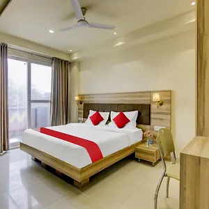 Hotel Collection O My Near Dwarka Sector 21 Metro Station