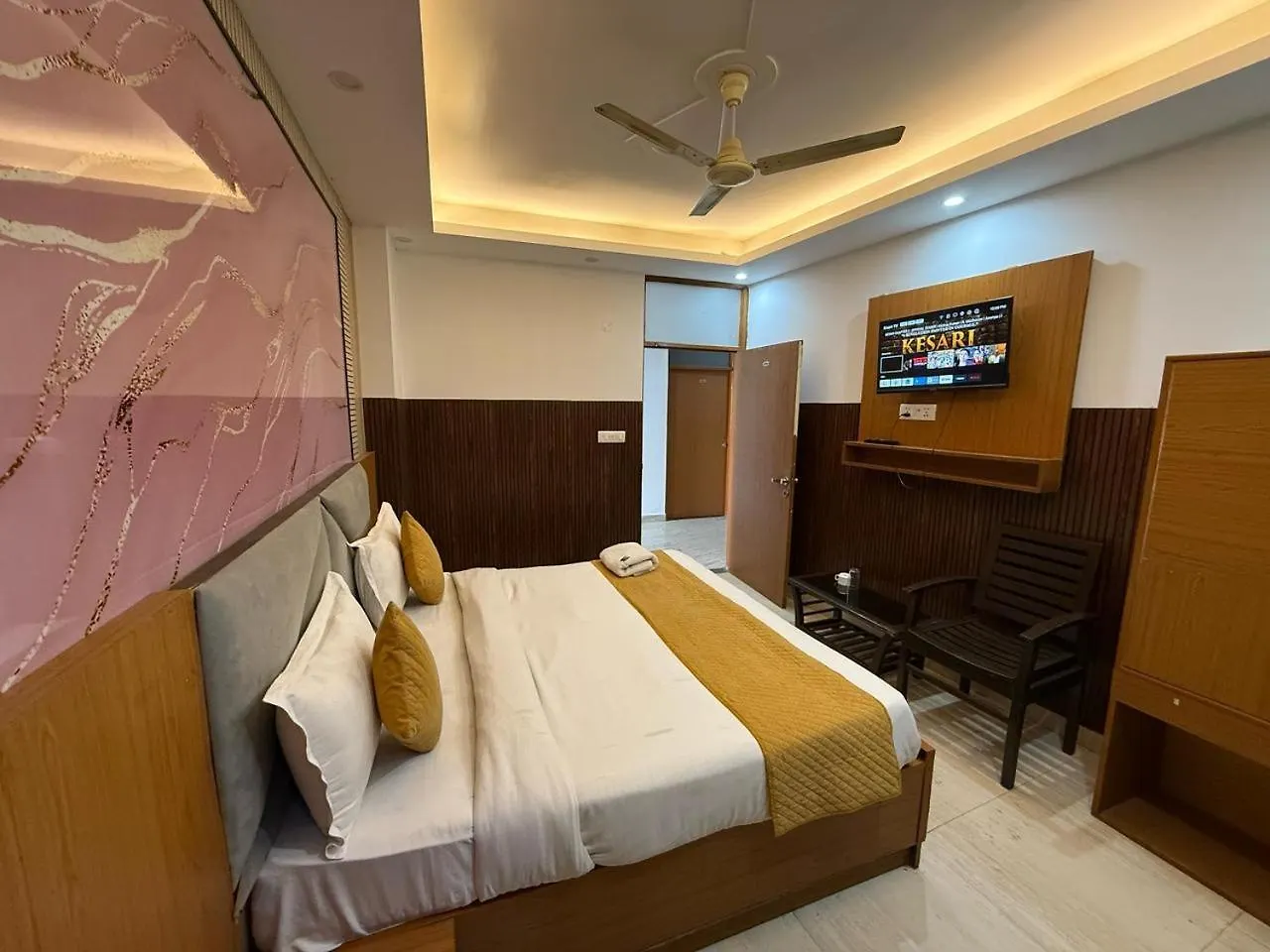 Hotel King Plaza India